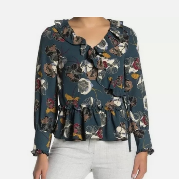 NWT Everleigh Ruffle Wrap Blouse Floral peasant t6 - Picture 1 of 4